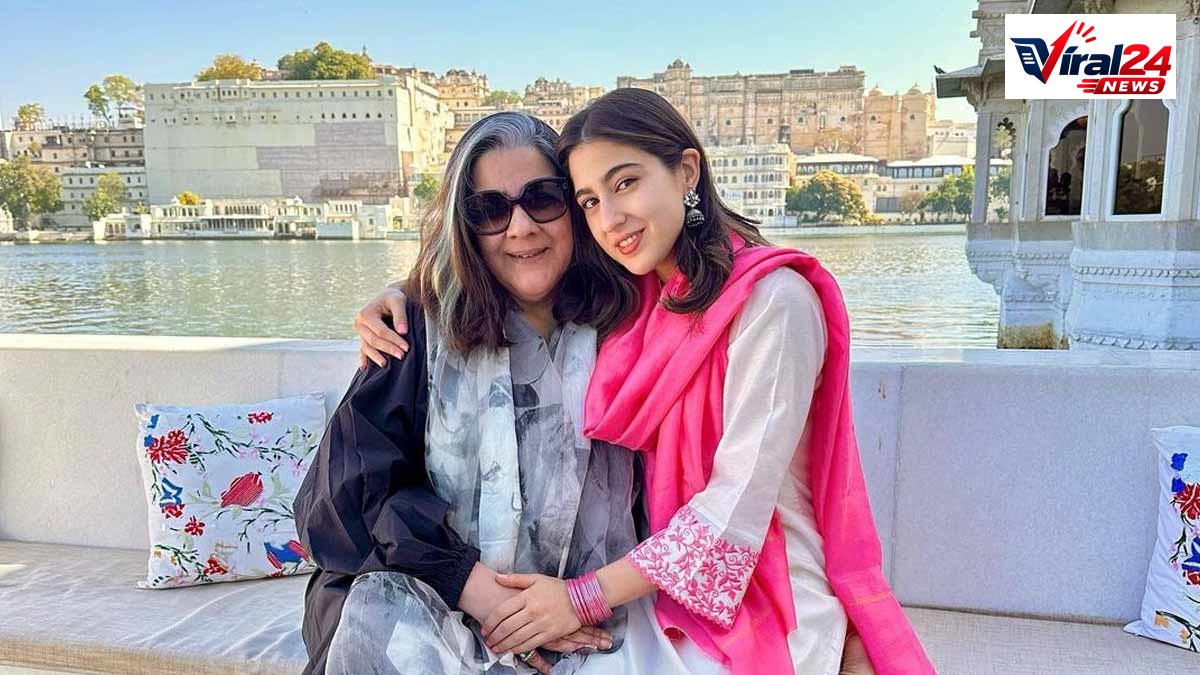 Sara Ali Khan with her mother Amrita Singh.